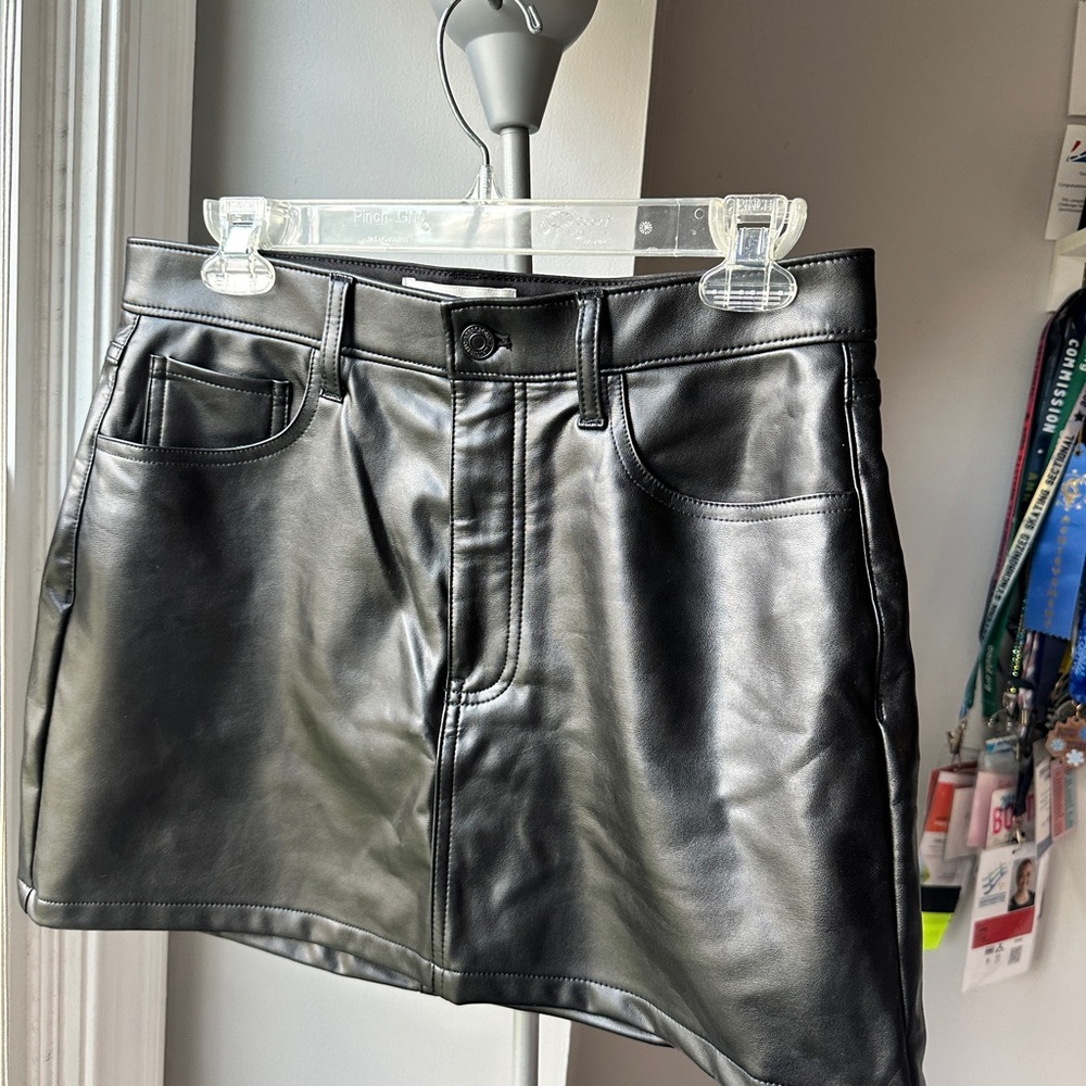 Abercrombie & Fitch Black Leather Mini Skirt Night Out
